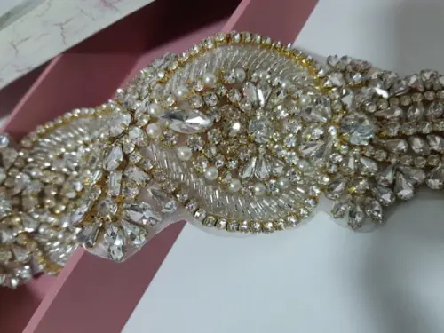 Aplique de Strass Grande Dourado Tamanho 38,5 x 7,5