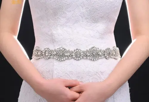 Cinto Aplique flores de strass prata e pérolas