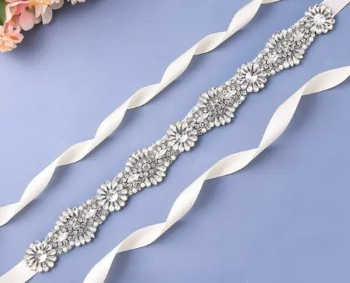 Cinto Aplique flores de strass prata e pérolas