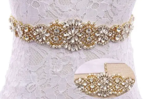 Cinto de Strass Dourado com Pérolas Aplique 55 cm