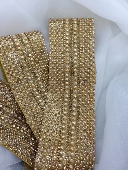 Cinto de Strass Dourado com Pérolas 5cm
