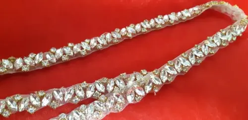 Cinto de Strass Dourado Fino
