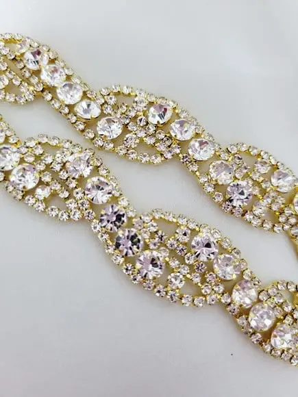 Cinto de Strass Dourado Trançado