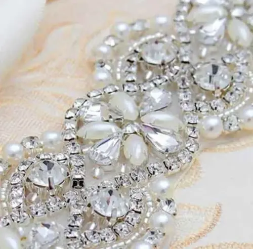 Cinto de Strass e Pérolas
