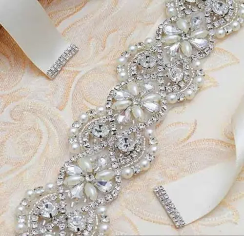 Cinto de Strass e Pérolas