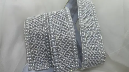 Cinto de strass e pérolas largo Fita Prata Pronta Entega