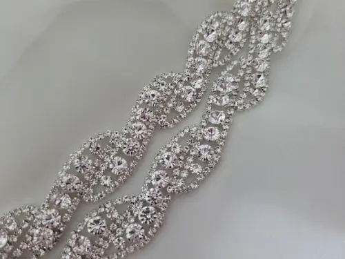 Cinto de Strass Prata Trançado Cintura Toda até 90cm