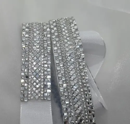 Cinto de Strass Prateado