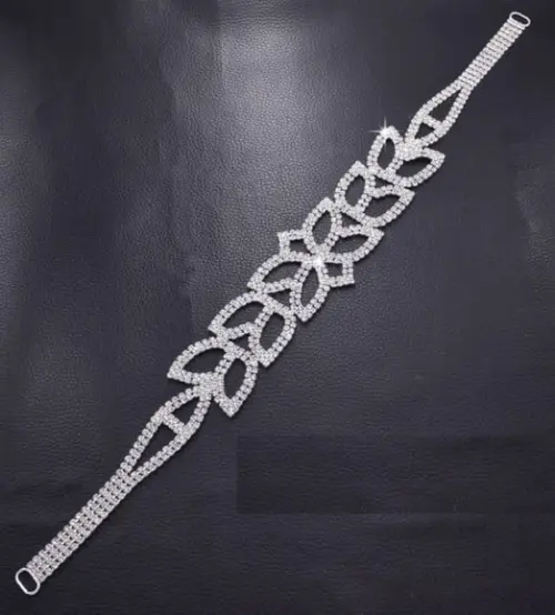 Cinto de strass tulipa prata