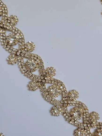 Cinto Dourado Renda de Strass