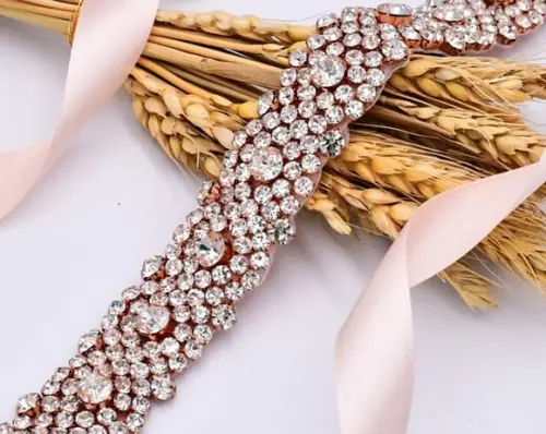 Cinto Luxuoso de Strass Rosé Gold