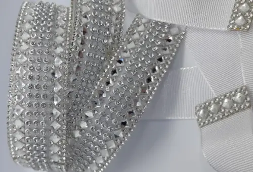 Cinto Prateado com Strass e Mini Espelhos