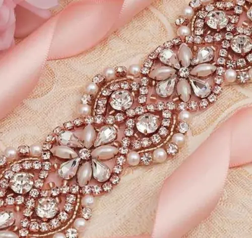 Cinto Rosé de Strass e Pérolas