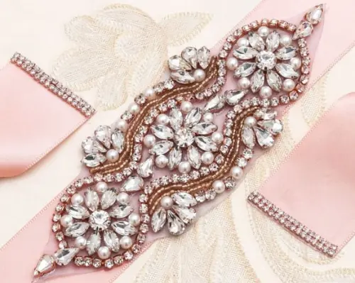 Cinto rosé gold com strass e pérolas PROMOÇÃO!