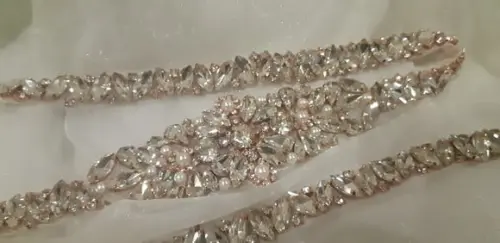 Cinto Rosé Gold Grande de Strass e Pérolas