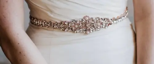 Cinto Rosé Gold Grande de Strass e Pérolas