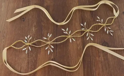 Cinto strass flores delicadas dourado