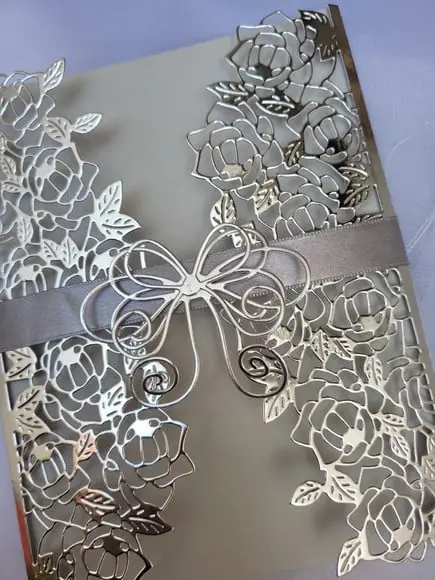 Envelope Prata Metalizado para convite Modelo Folhas
