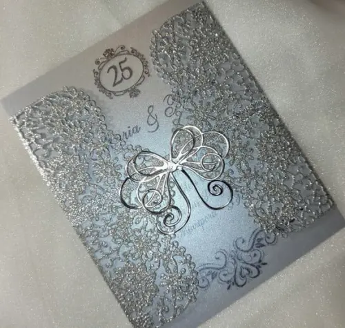 Convite Prateado Flores com Glitter