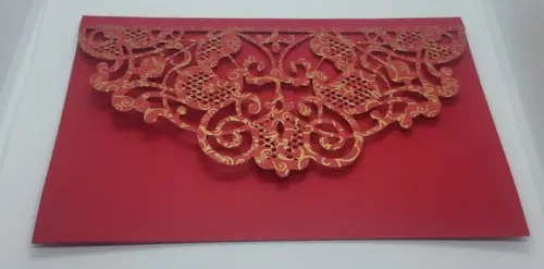 Convite Vermelho com Dourado