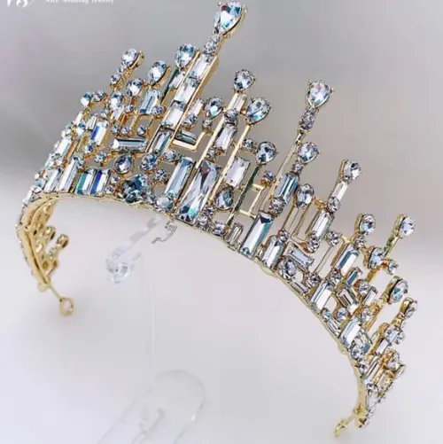 Coroa de Cristal Majestosa