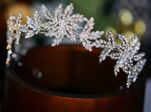 Coroa Tiara de zircônia Flores barrocas