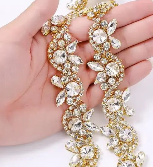 Corrente de Strass Majestic Dourada 90cm