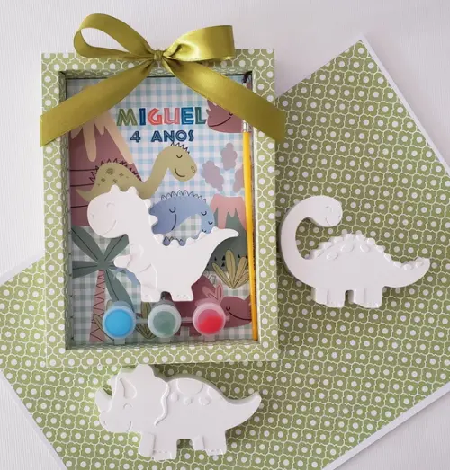Lembrancinha Aniversário Kit Pintura em Gesso Dinossauro