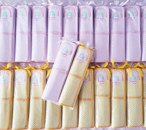 Lembrancinha Mini Lousa de Tecido Arco Iris
