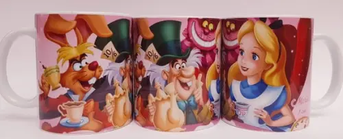 Caneca Personalizada Alice no País das Maravilhas
