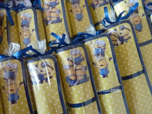 Mini Lousa de Tecido Minions