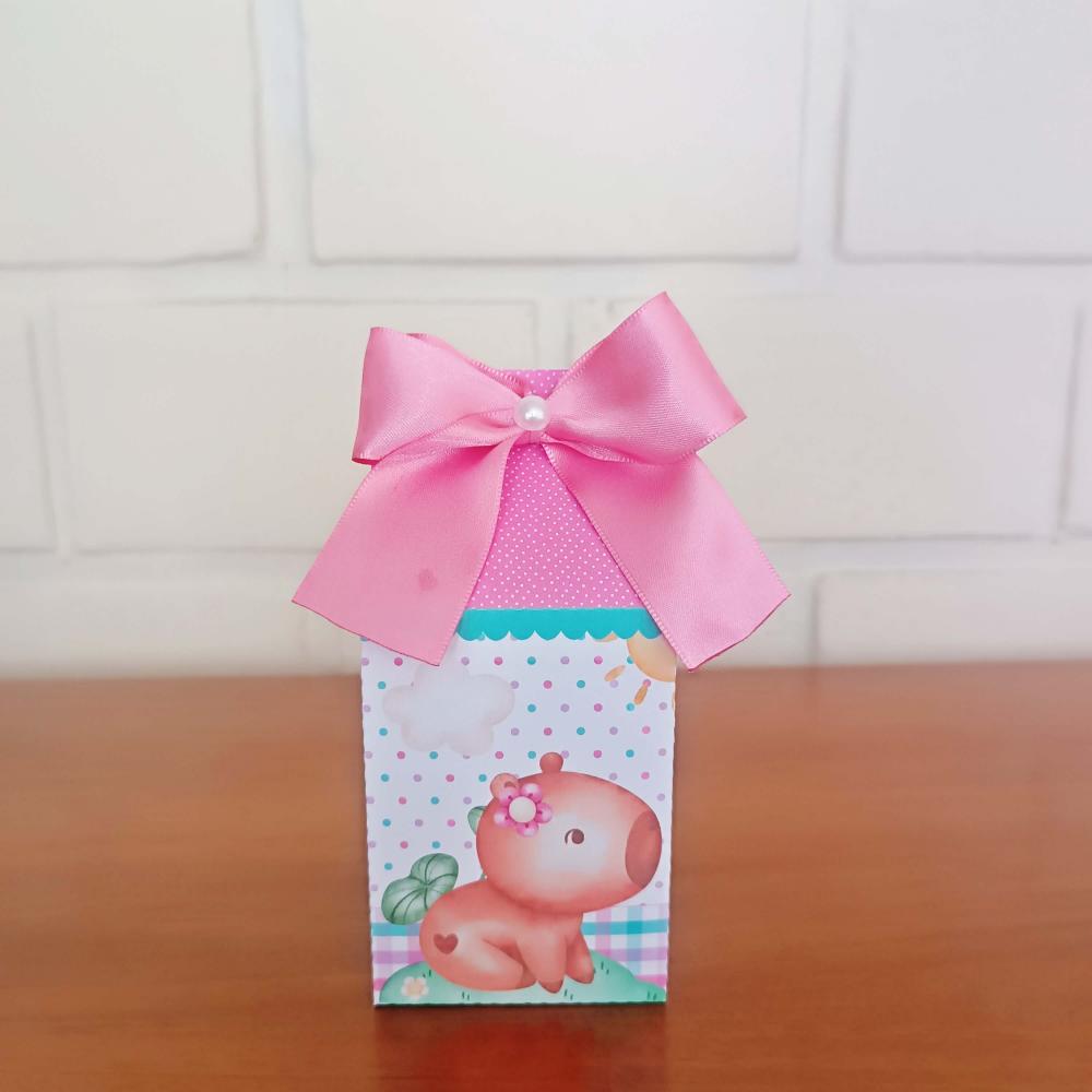 20 Caixinhas Personalizadas Capivara Aquarela Menina | Kit Festa
