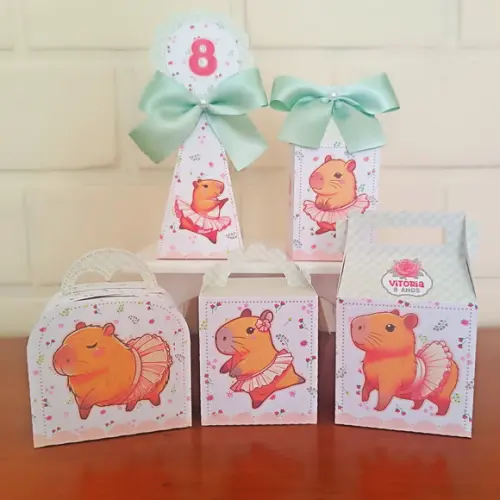 Kit 50 Caixinhas Personalizadas - Capivara Bailarina