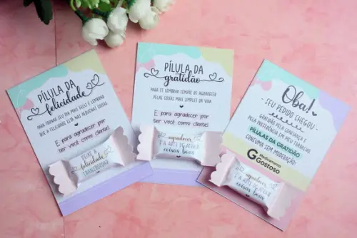 50 Cards/tags com Balas Personalizadas - Mimo para Clientes