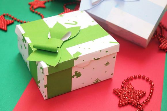 Arquivo de Corte Caixinha Quadrada Natal 2 (compre 1 Leve+10