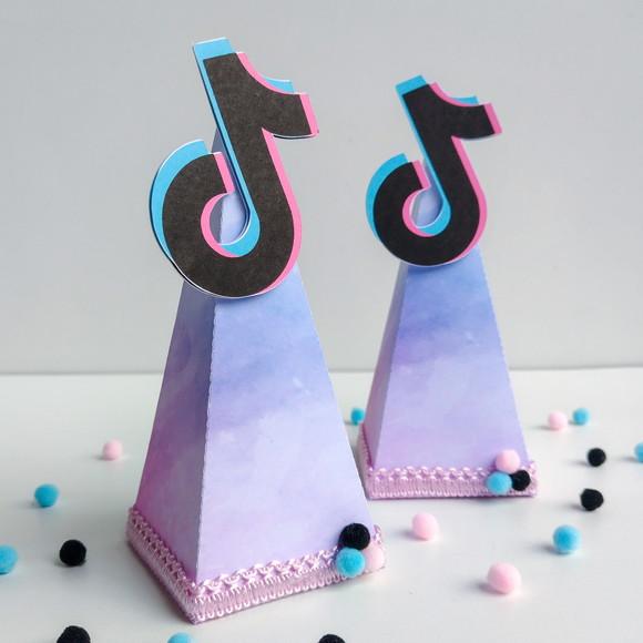 Arquivo de Corte Tik Tok Menina (compre 1 Leve +5