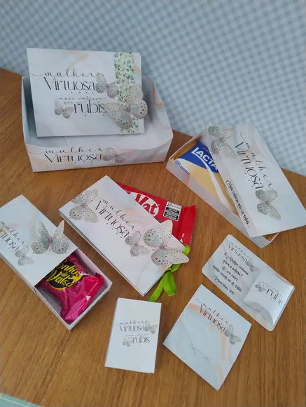 Arquivo de Corte Cesta Dia das Mulheres Verde(compre 1 Lv+11