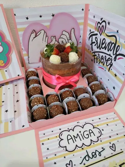 Arquivo de Corte Festa na Caixa Amigas 2 (compre 1 Leve +10
