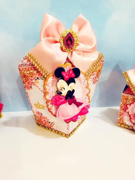 Arquivo de Corte Minnie Realeza Rosa ( Leia a Descrição