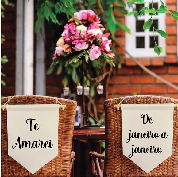 2 Flamulas Decorativas Te Amarei de Janeiro a Janeiro 30x40