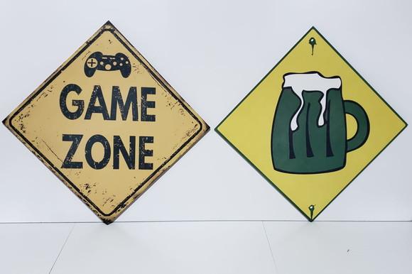 kit com 2 Placas decorativas game zone beer em MDF