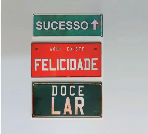 kit com 3 Placas decorativas love amor felicidade em mdf