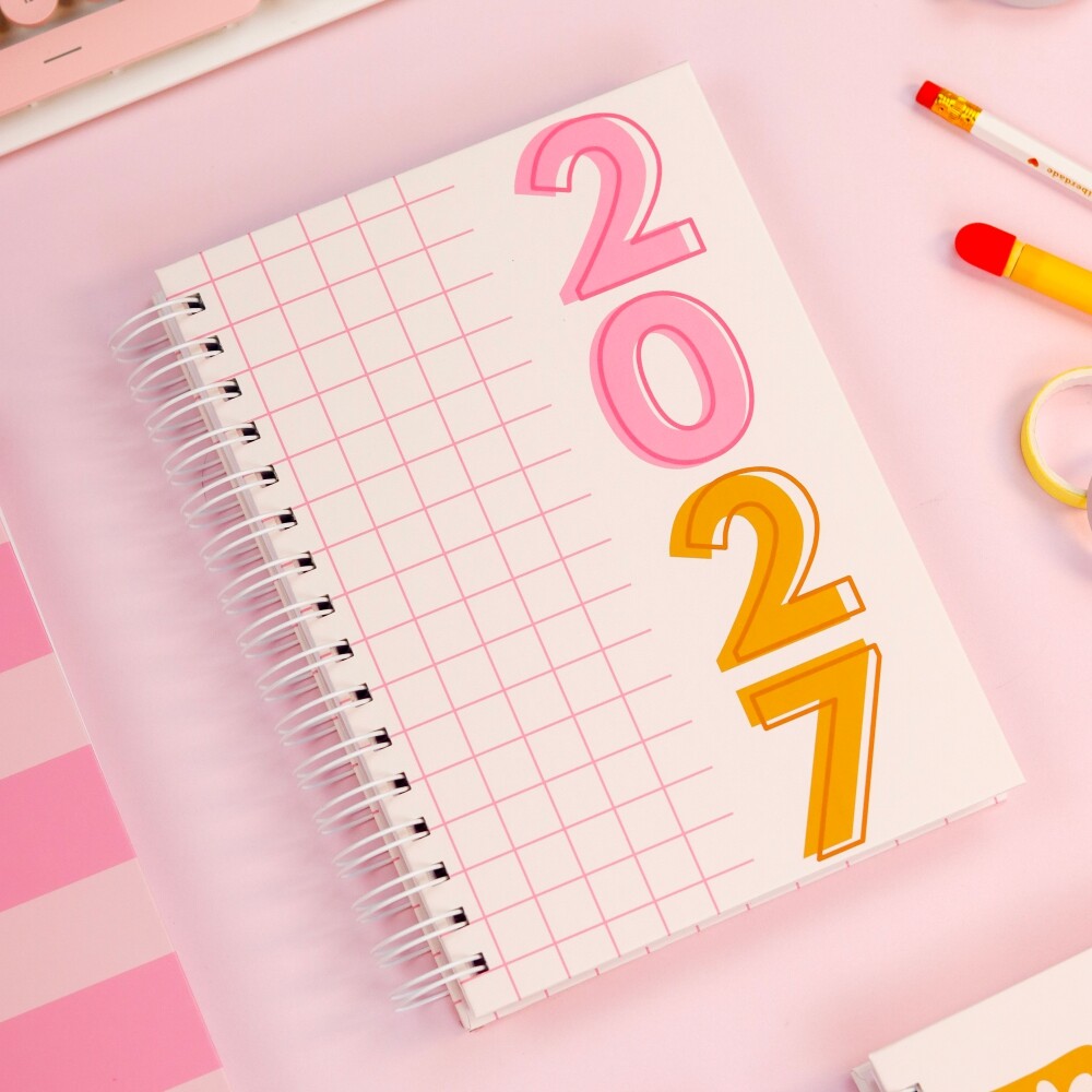 Agenda 2027 Personalizada com Nome ou Frase Capa Dura