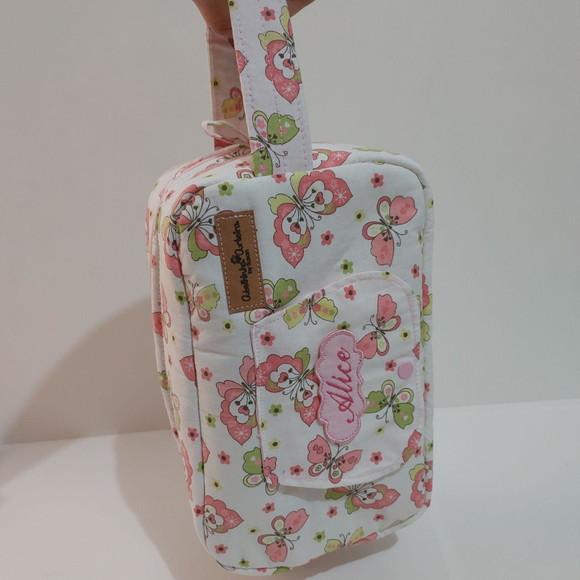 Bolsa Do Bebê Lenço Umedecido E Acessórios