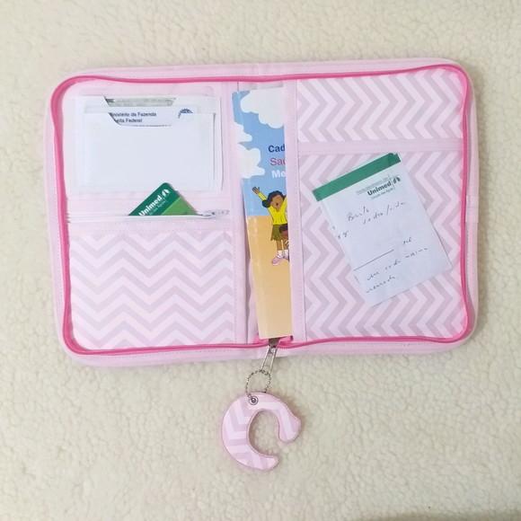 Capa para caderneta de vacina Safari menina com ziper