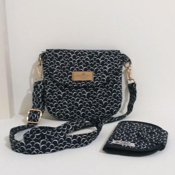 Kit bolsa e carteira compacta