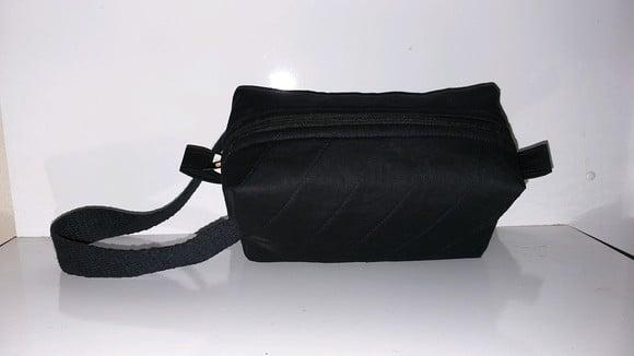Necessaire com alça