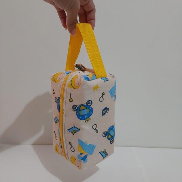 Necessaire com alça infantil