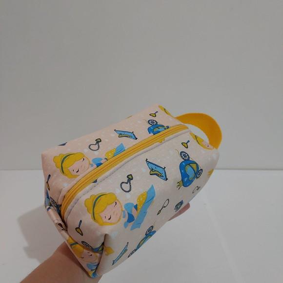 Necessaire com alça infantil