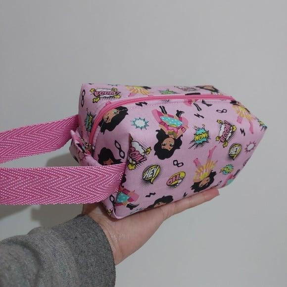 Necessaire infantil com alça